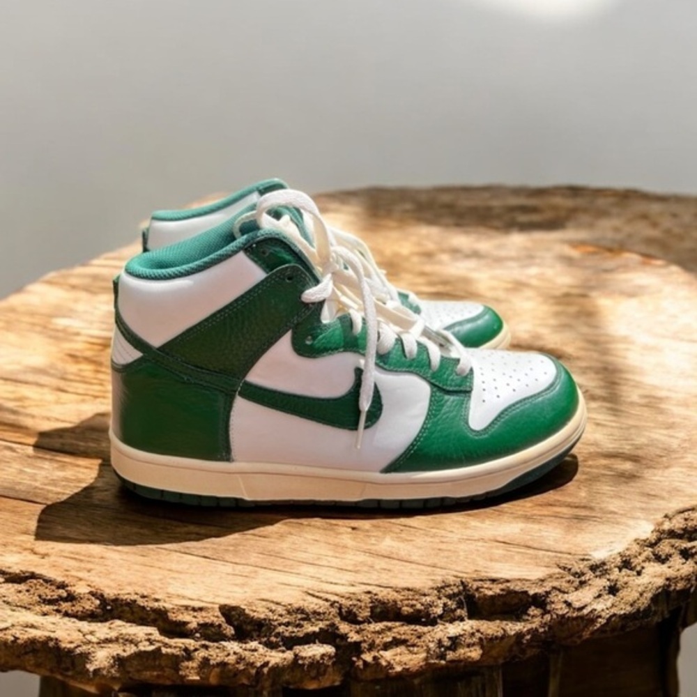 Nike Dunk High 2011 Gorge Green Size 10,5 317982-119 Pre-owned Very Clean